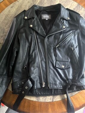 Back From the 80s! Wilsons Leather Black Biker-Style Leather Jacket